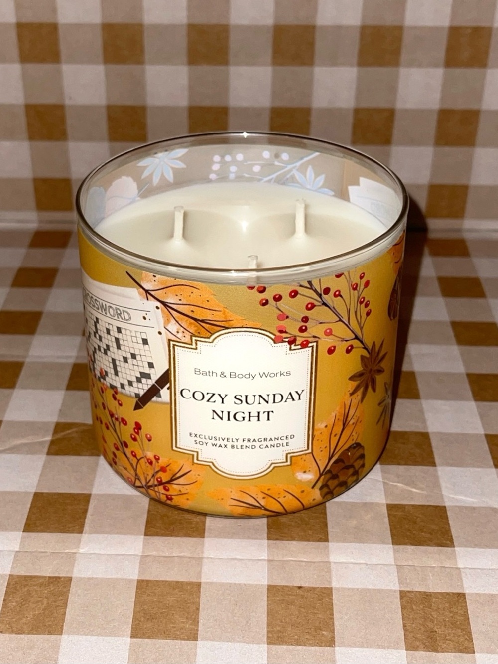 BATH & BODY WORKS COZY SUNDAY NIGHT 3 WICK CANDLE - Picture 2 of 2